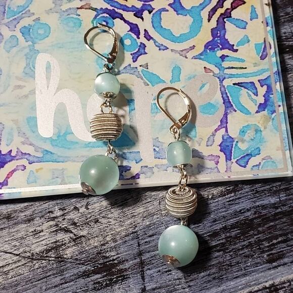 Lucky brand blue beaded dangly drop earrings new!!! - Picture 1 of 2